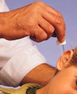 Nei bambini il vaccino antinfluenzale può prevenire l’otite media acuta